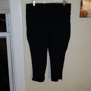 Rafaella Black Stretch Cropped Pants, 18W